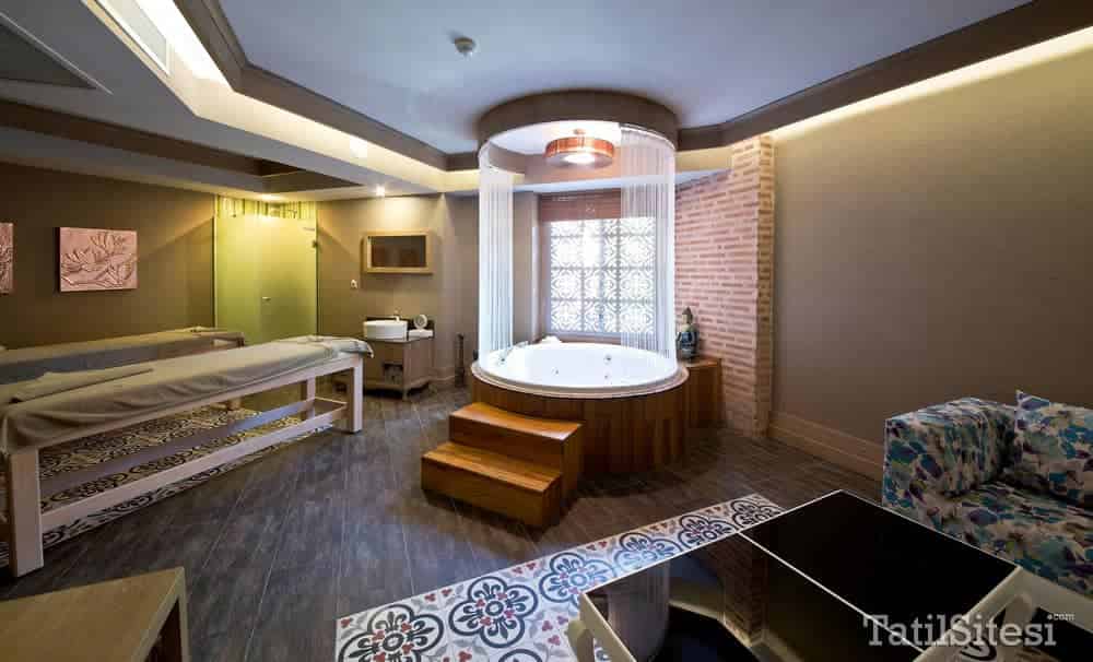 Limak Arcadia Golf & Sport Resort Hotel